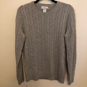 Vineyard Vines gray cable knit sweater